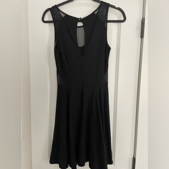 Guess black dress size S - Picture 3 of 4